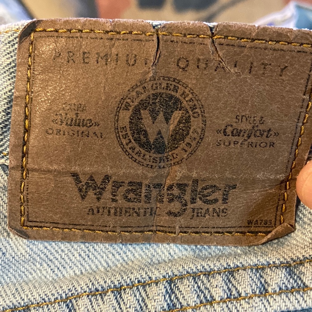 Men’s Wrangler Relaxed Fit Jeans 34W x 30L